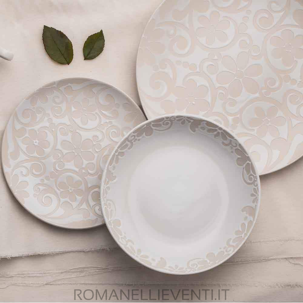 Servizio piatti monocromatico-Gli Alberelli-Romanelli Eventi